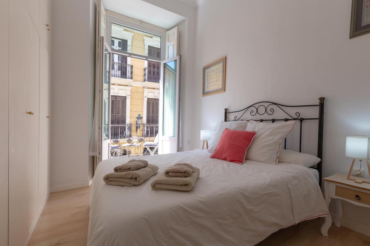 Luminoso Apartamento De Dos Habitaciones Con Vistas A Las Catedral Málaga Kültér fotó